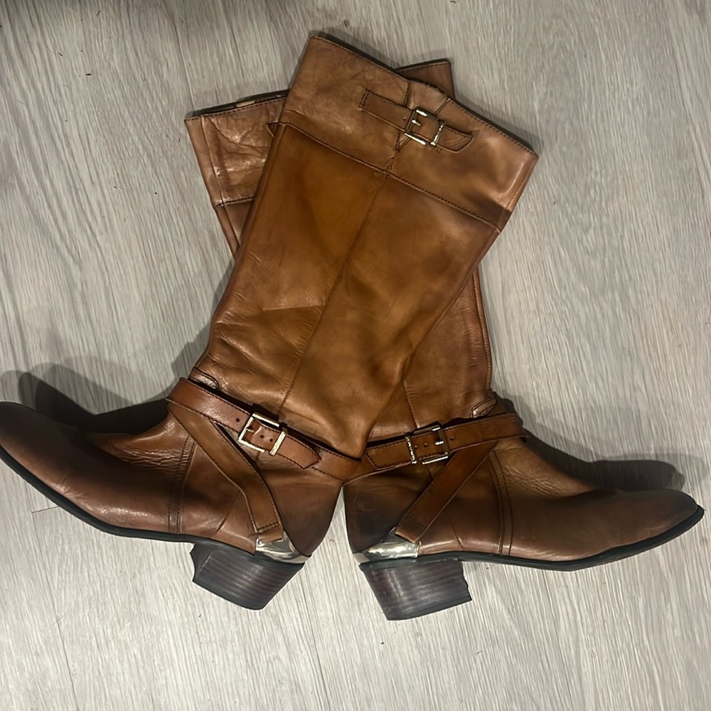 Arturo Chiang Boots